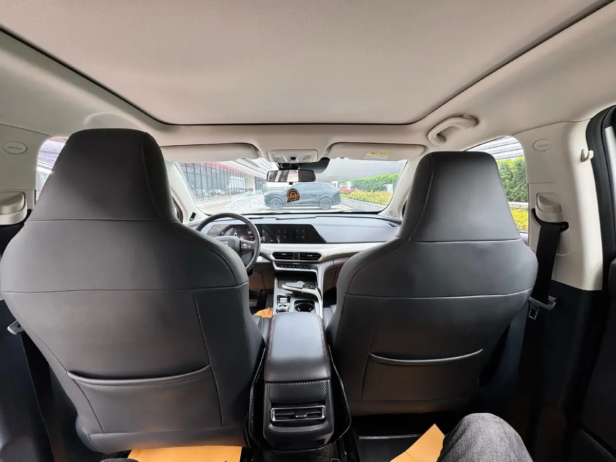 2020 ChangAn UNI-T 1.5T 180HP L4 7DCT,autocango,china used car exporter,china ev exporter,chinese used car exporter,chinese used ev exporter