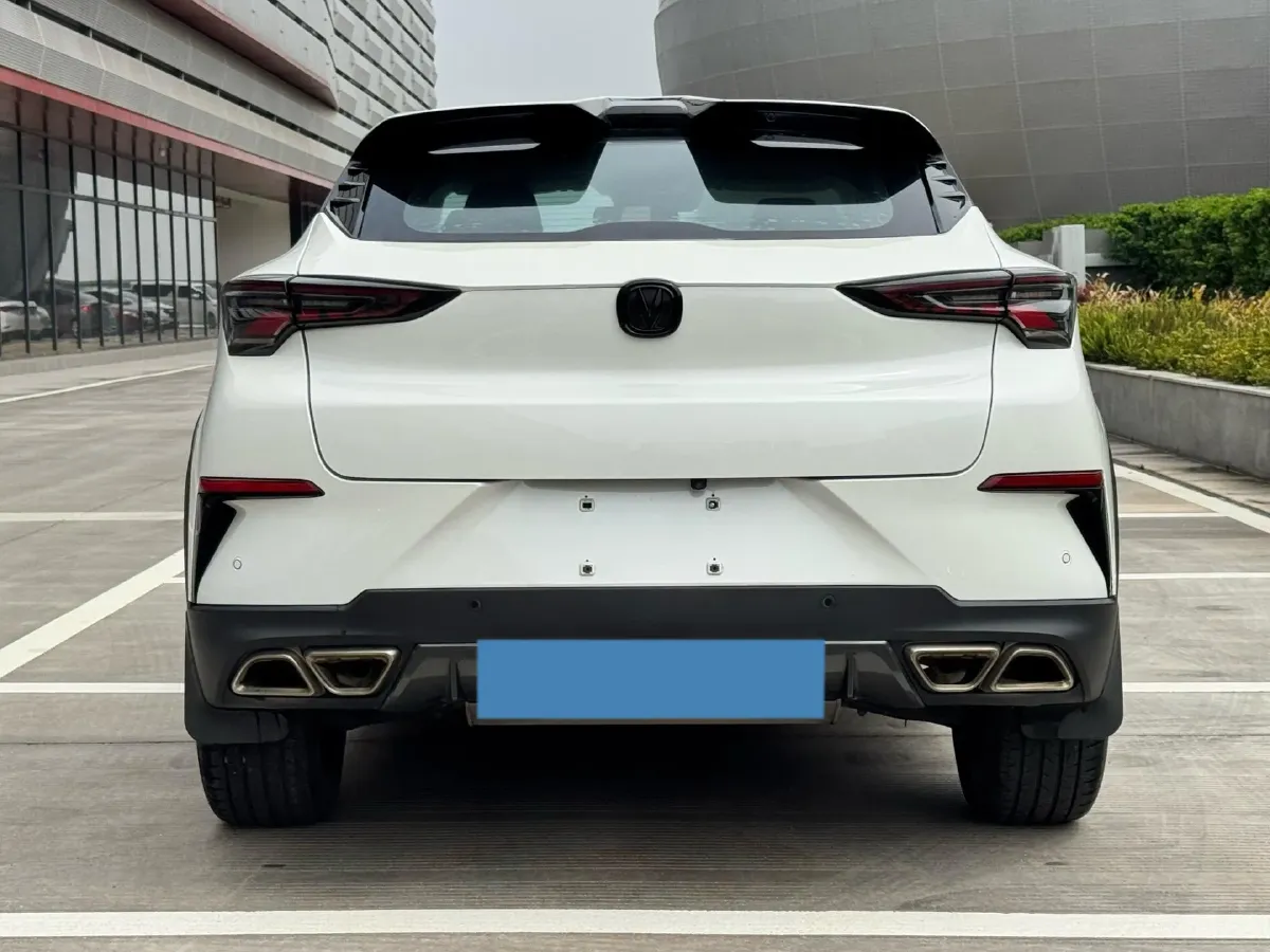 2020 ChangAn UNI-T 1.5T 180HP L4 7DCT,autocango,china used car exporter,china ev exporter,chinese used car exporter,chinese used ev exporter