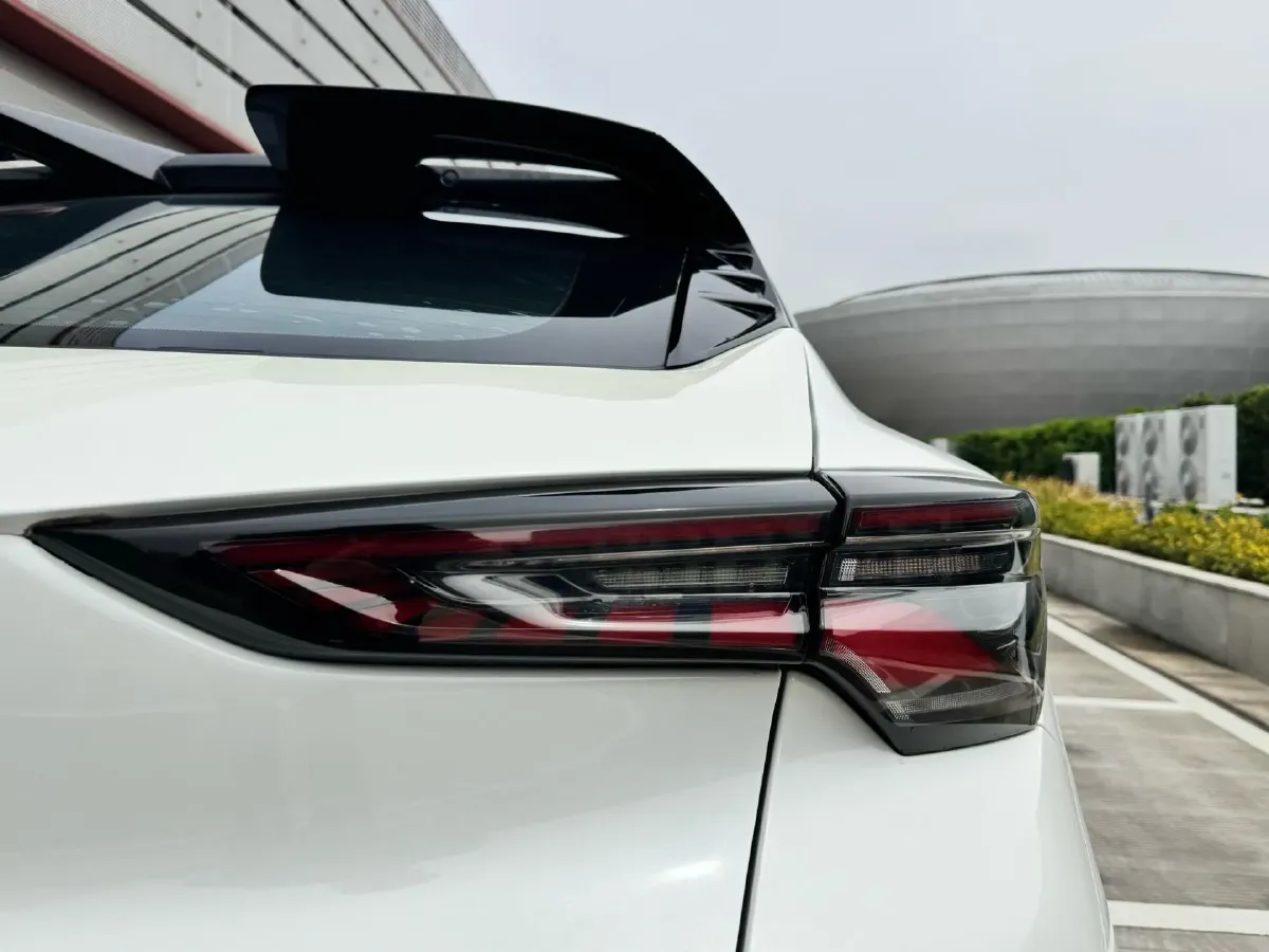 2020 ChangAn UNI-T 1.5T 180HP L4 7DCT,autocango,china used car exporter,china ev exporter,chinese used car exporter,chinese used ev exporter