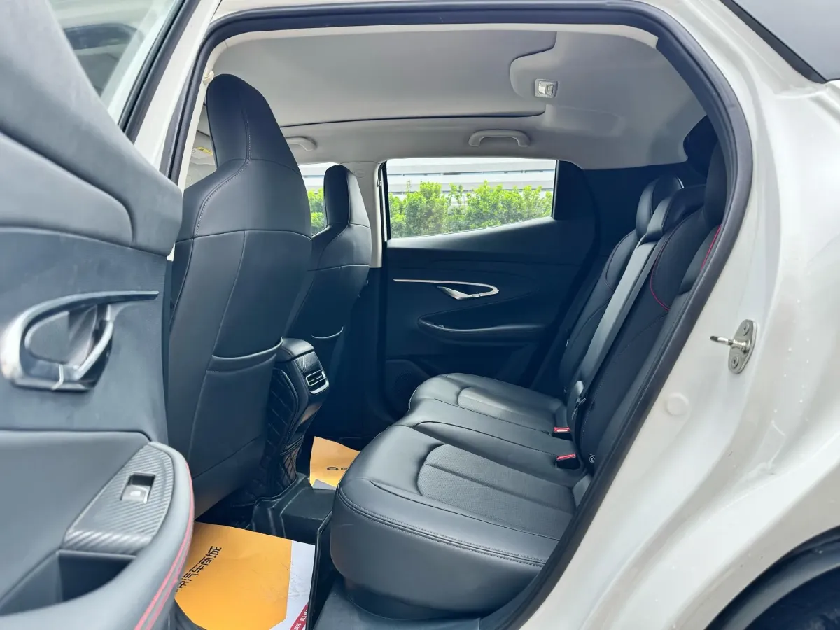 2020 ChangAn UNI-T 1.5T 180HP L4 7DCT,autocango,china used car exporter,china ev exporter,chinese used car exporter,chinese used ev exporter