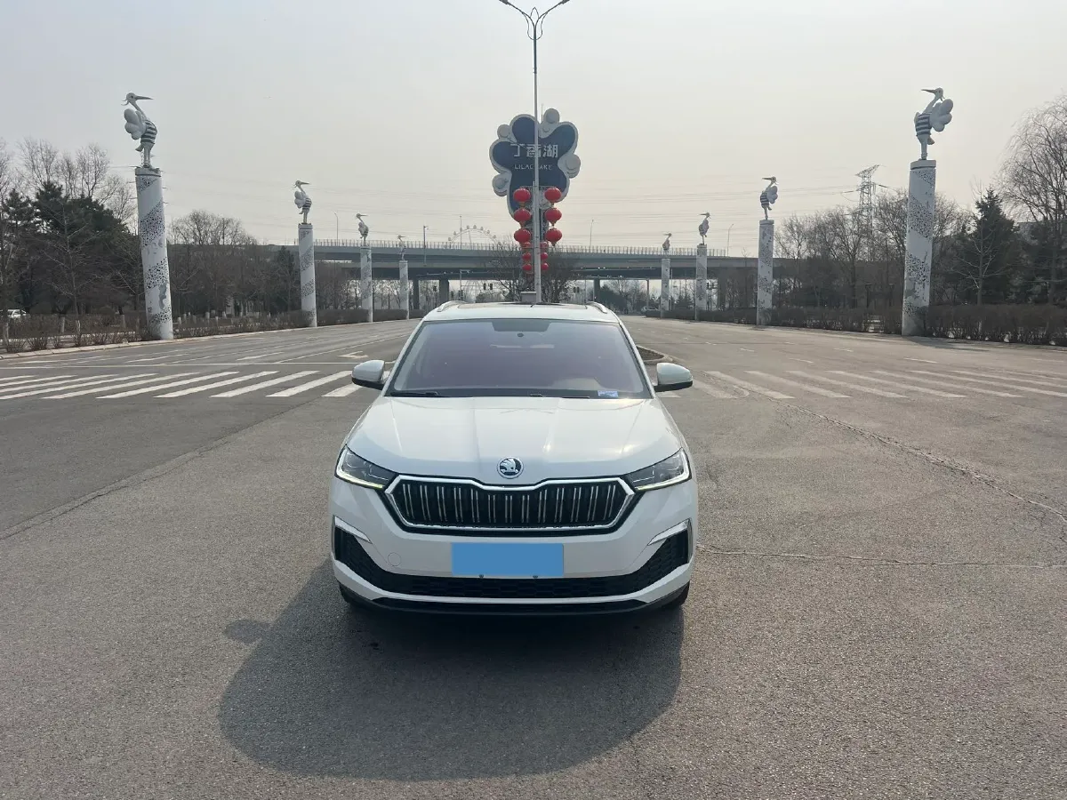 2020 Skoda Kamiq 1.5L 112HP L4 6AT,autocango,china used car exporter,china ev exporter,chinese used car exporter,chinese used ev exporter