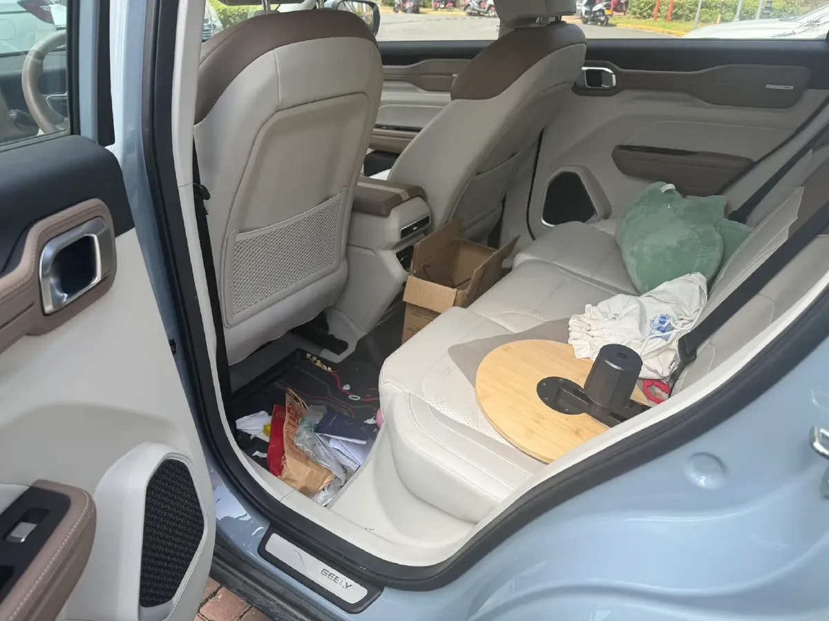 2020 Geely ICON 1.5T 177HP L3 7DCT,autocango,china used car exporter,china ev exporter,chinese used car exporter,chinese used ev exporter