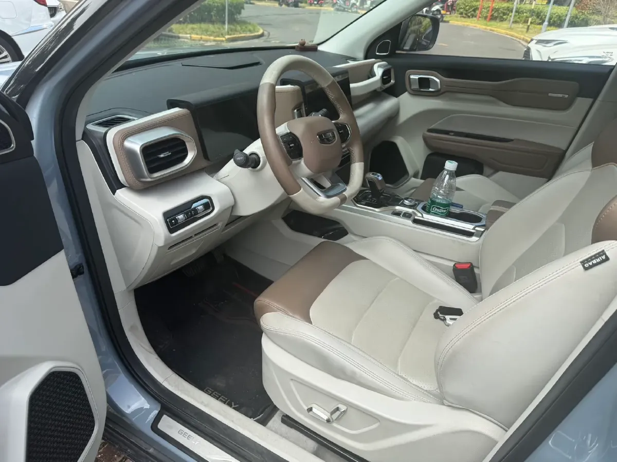 2020 Geely ICON 1.5T 177HP L3 7DCT,autocango,china used car exporter,china ev exporter,chinese used car exporter,chinese used ev exporter