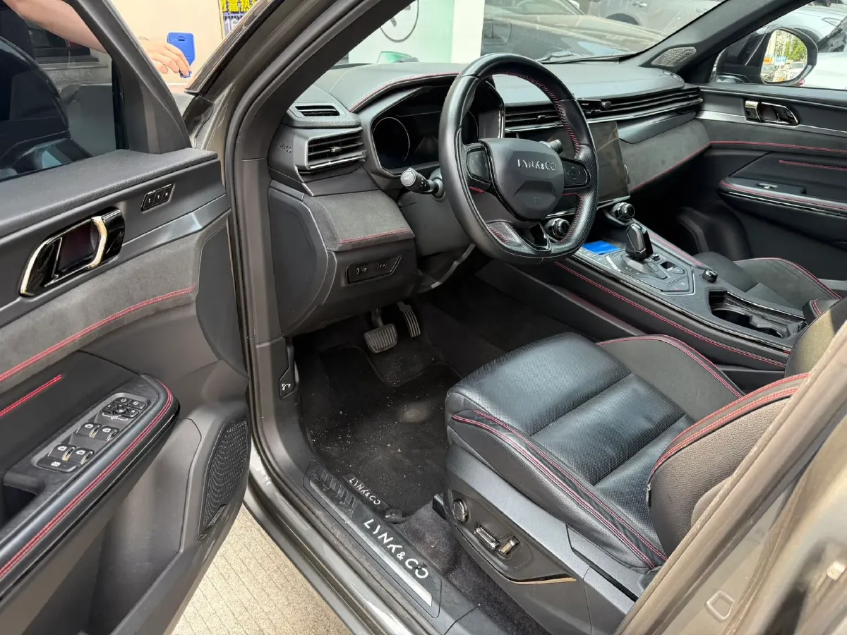 2020 LYNK&CO 05 2.0T 254HP L4 8AT,autocango,china used car exporter,china ev exporter,chinese used car exporter,chinese used ev exporter