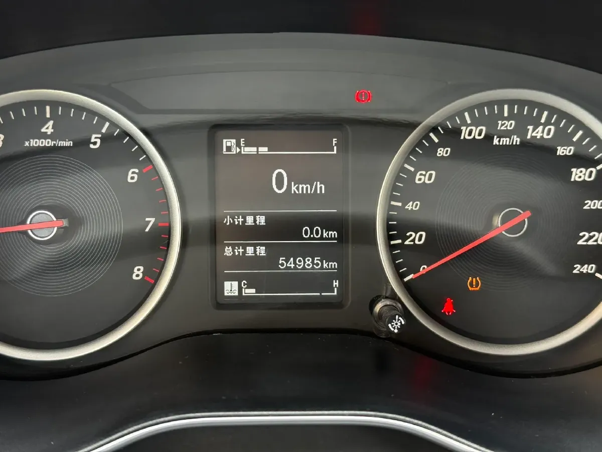 2019 BaoJun 730 1.5T 147HP L4 6MT,autocango,china used car exporter,china ev exporter,chinese used car exporter,chinese used ev exporter