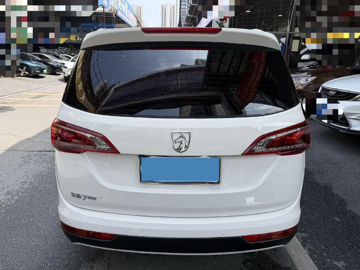 2019 BaoJun 730 1.5T 147HP L4 6MT,autocango,china used car exporter,china ev exporter,chinese used car exporter,chinese used ev exporter