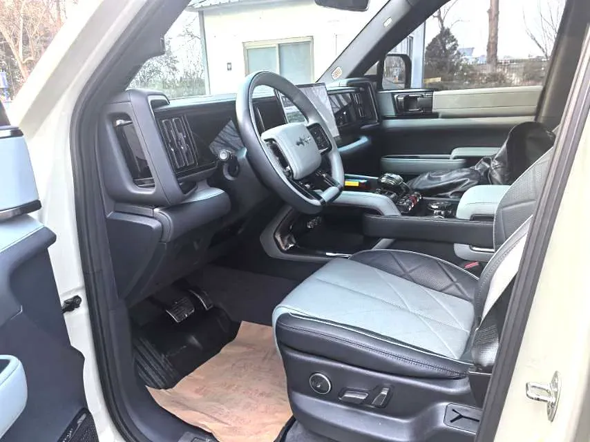 2024 Jaguar XEL 2.0T 250HP L4 8AT,autocango,china used car exporter,china ev exporter,chinese used car exporter,chinese used ev exporter