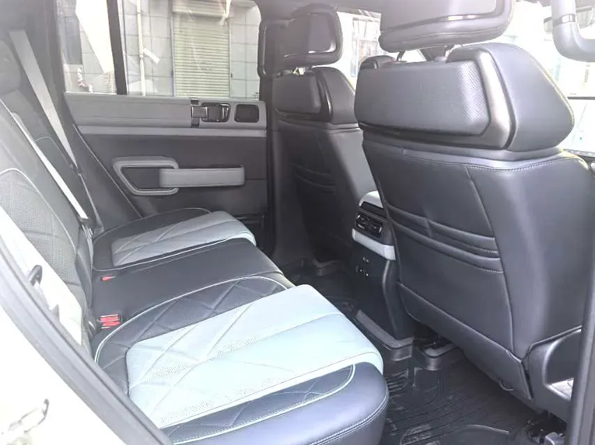 2024 Jaguar XEL 2.0T 250HP L4 8AT,autocango,china used car exporter,china ev exporter,chinese used car exporter,chinese used ev exporter