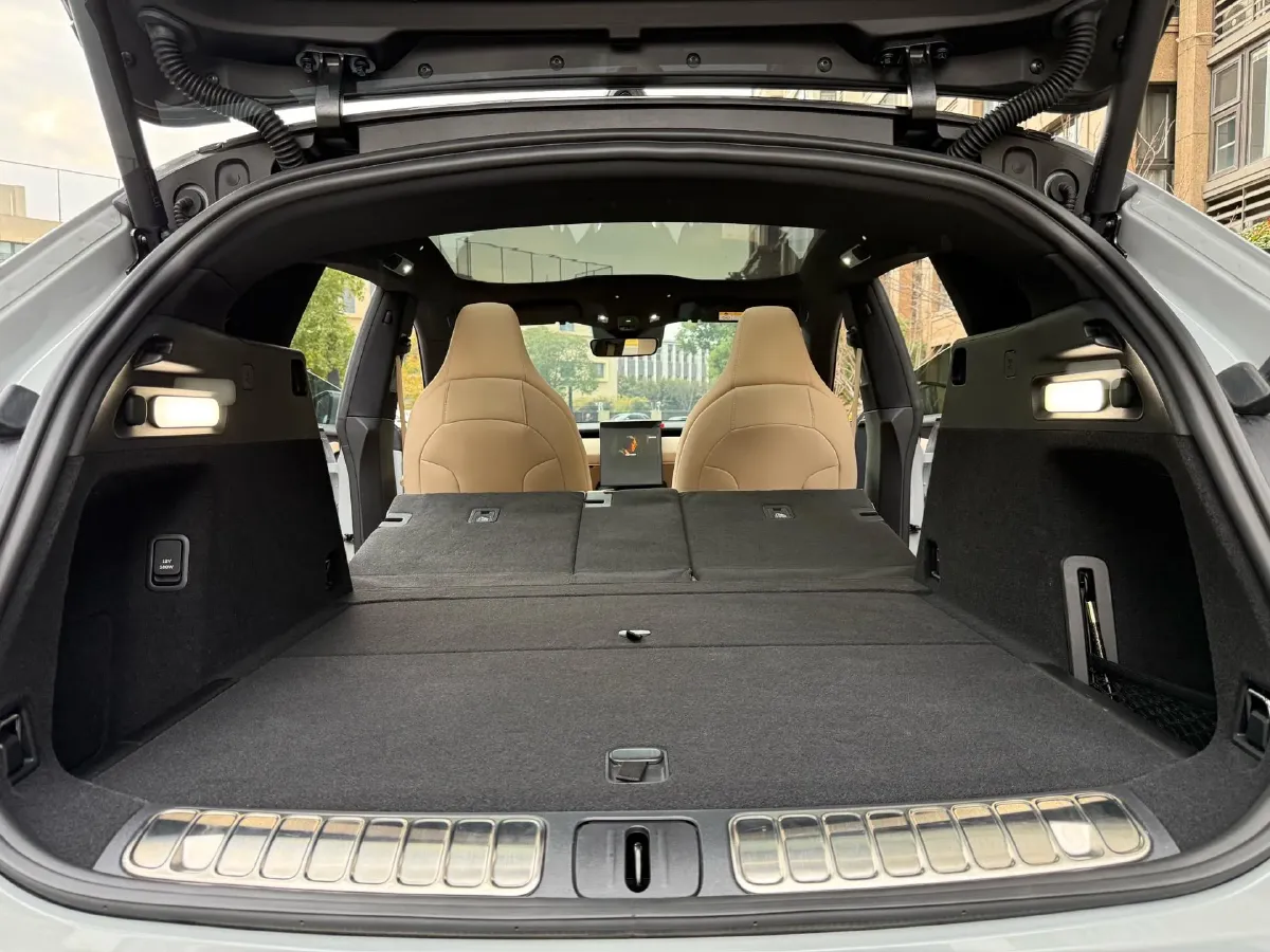 2023 NIO ET5T BEV 75KWH,autocango,china used car exporter,china ev exporter,chinese used car exporter,chinese used ev exporter