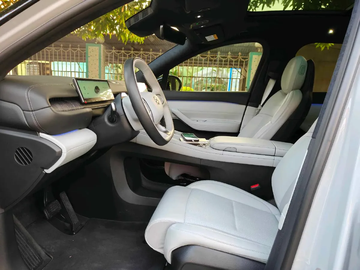 2024 NIO ES6 BEV 75KWH,autocango,china used car exporter,china ev exporter,chinese used car exporter,chinese used ev exporter