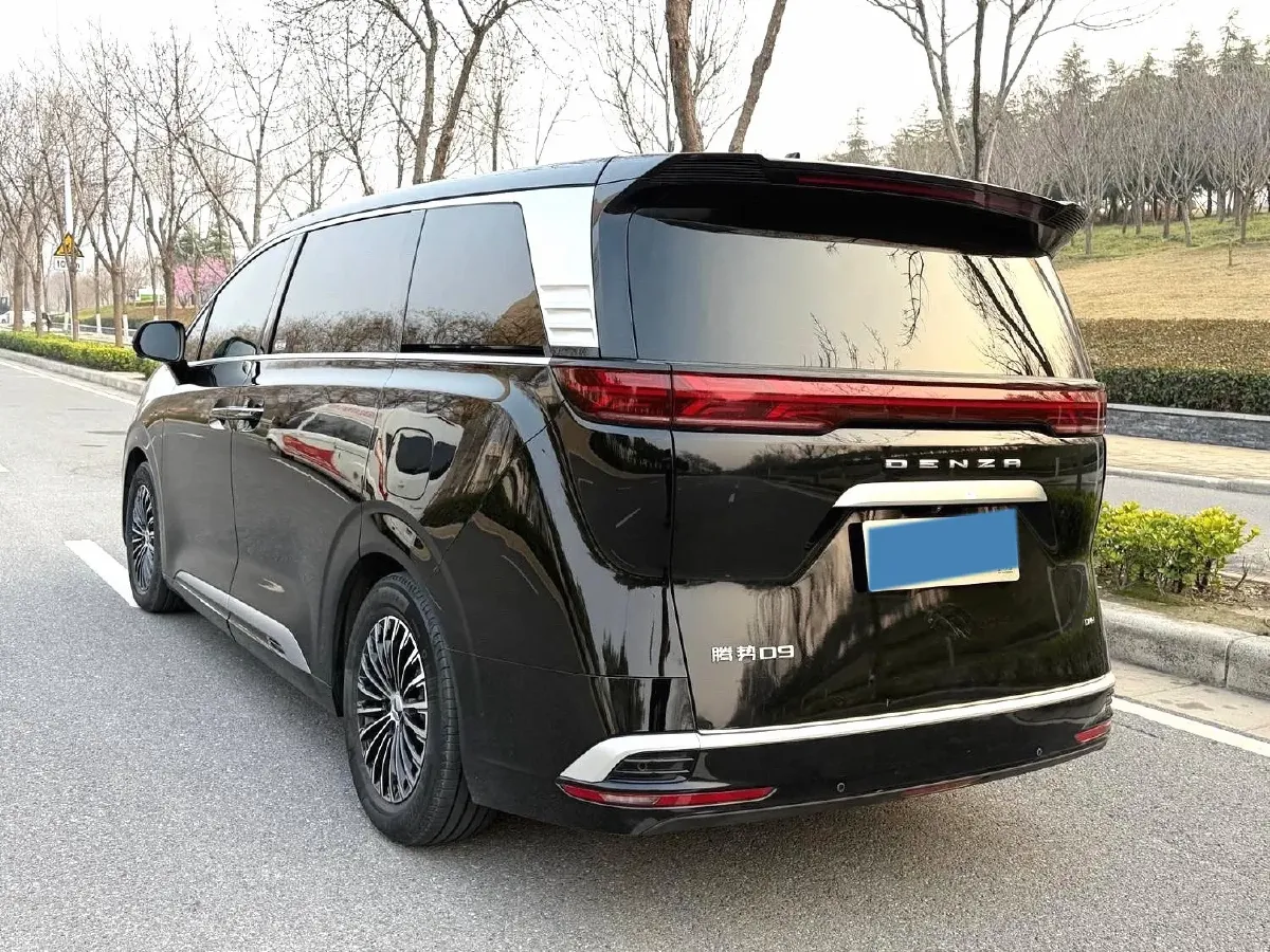2022 HongQi HS7 3.0T 337HP V6 8AT,autocango,china used car exporter,china ev exporter,chinese used car exporter,chinese used ev exporter