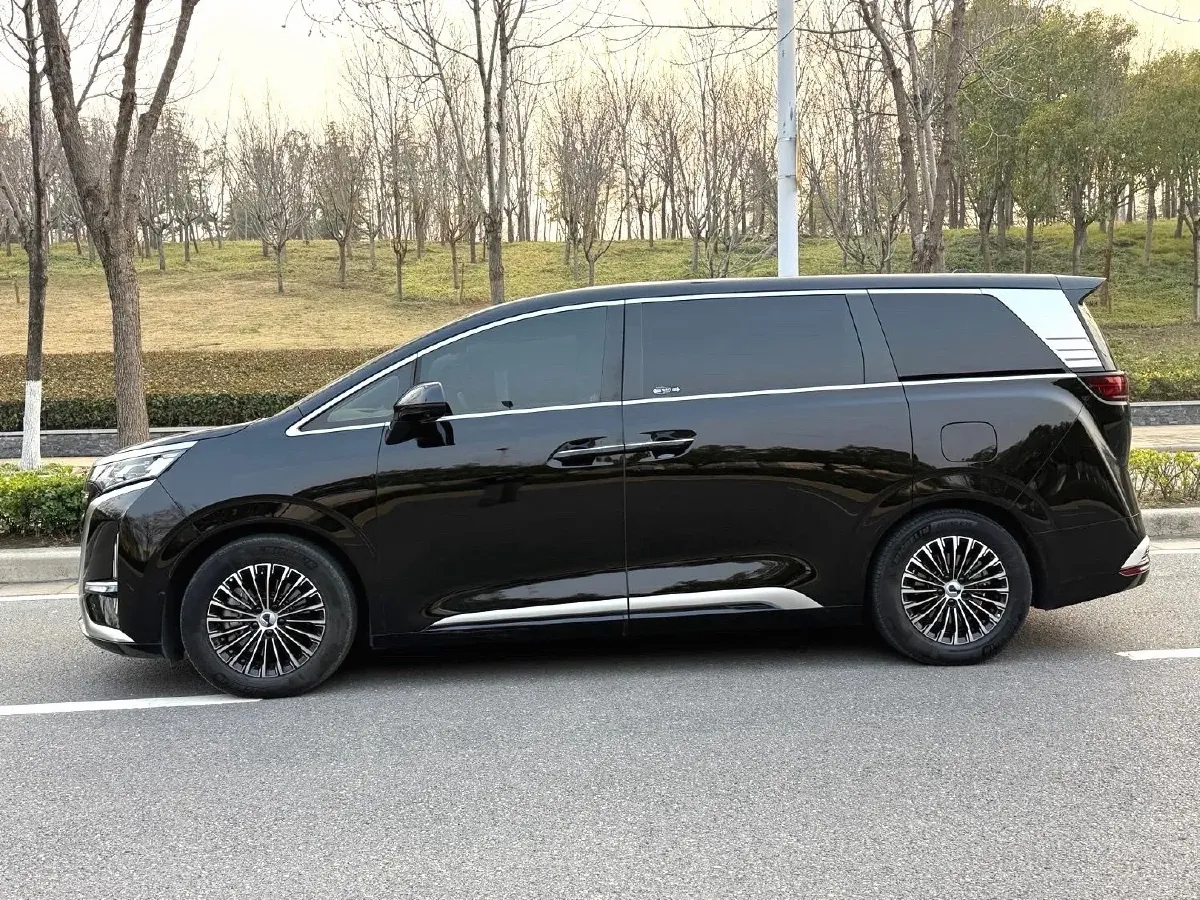 2022 HongQi HS7 3.0T 337HP V6 8AT,autocango,china used car exporter,china ev exporter,chinese used car exporter,chinese used ev exporter