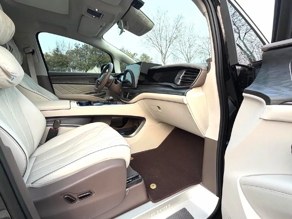 2022 HongQi HS7 3.0T 337HP V6 8AT,autocango,china used car exporter,china ev exporter,chinese used car exporter,chinese used ev exporter