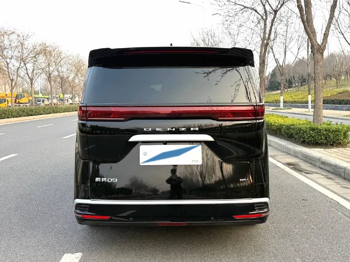 2022 HongQi HS7 3.0T 337HP V6 8AT,autocango,china used car exporter,china ev exporter,chinese used car exporter,chinese used ev exporter