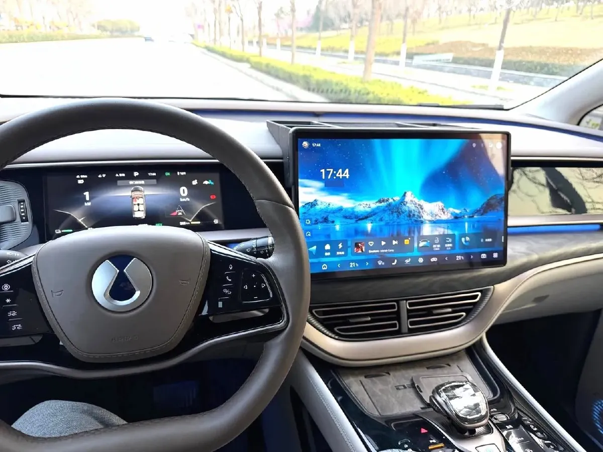 2022 HongQi HS7 3.0T 337HP V6 8AT,autocango,china used car exporter,china ev exporter,chinese used car exporter,chinese used ev exporter