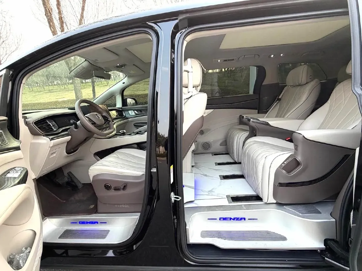 2022 HongQi HS7 3.0T 337HP V6 8AT,autocango,china used car exporter,china ev exporter,chinese used car exporter,chinese used ev exporter