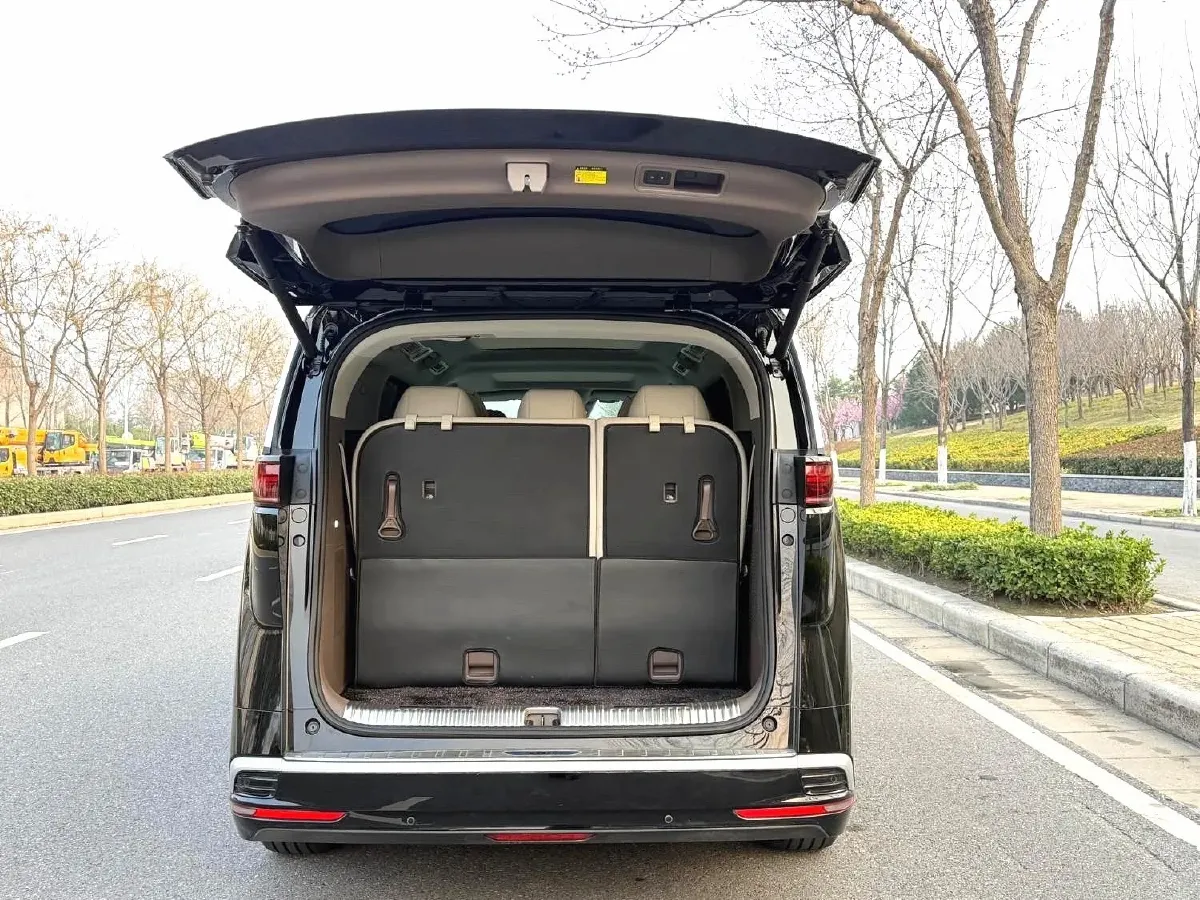 2022 HongQi HS7 3.0T 337HP V6 8AT,autocango,china used car exporter,china ev exporter,chinese used car exporter,chinese used ev exporter