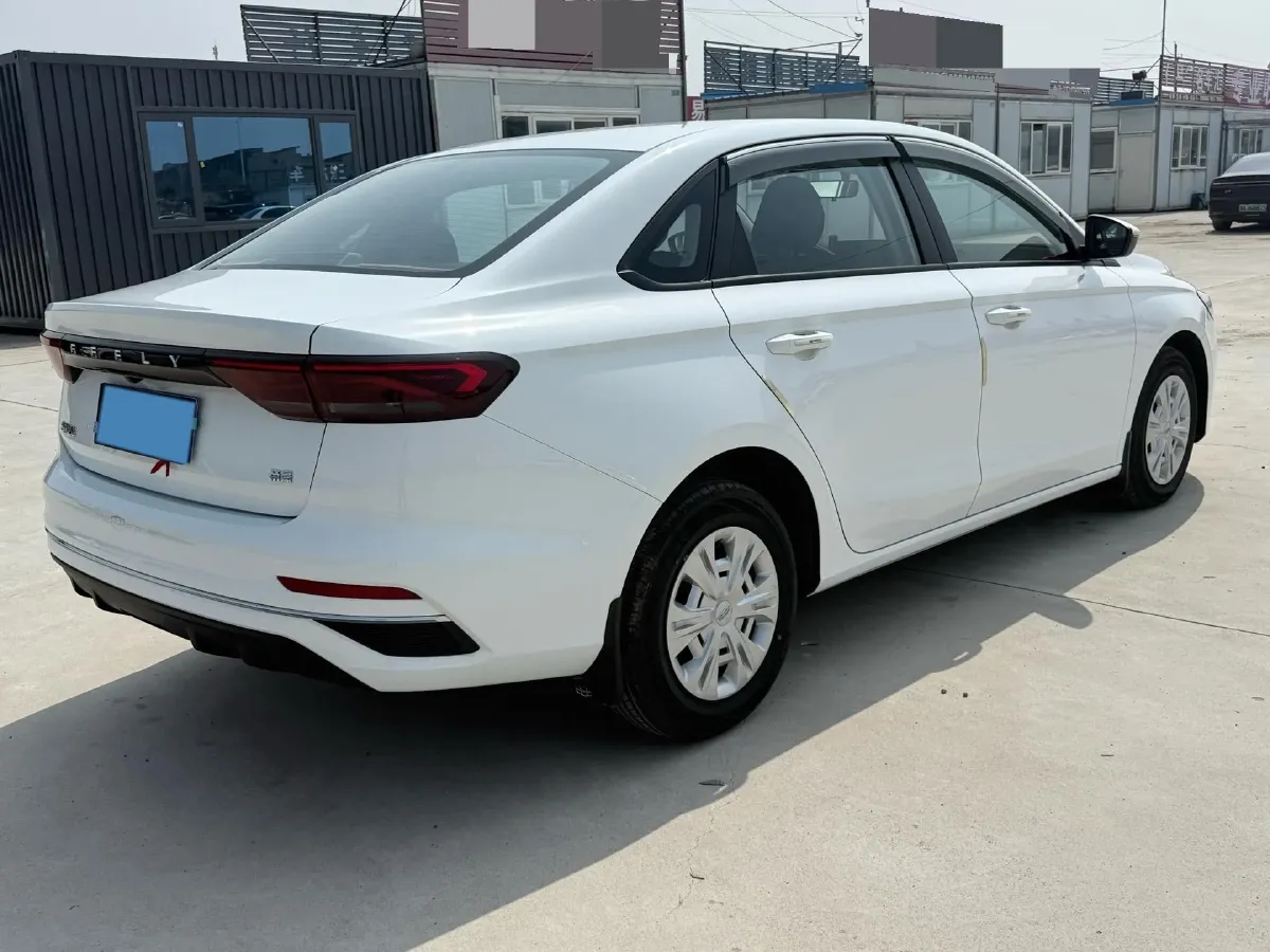 2025 Geely Emgrand 1.5L 127HP L4 5MT,autocango,china used car exporter,china ev exporter,chinese used car exporter,chinese used ev exporter