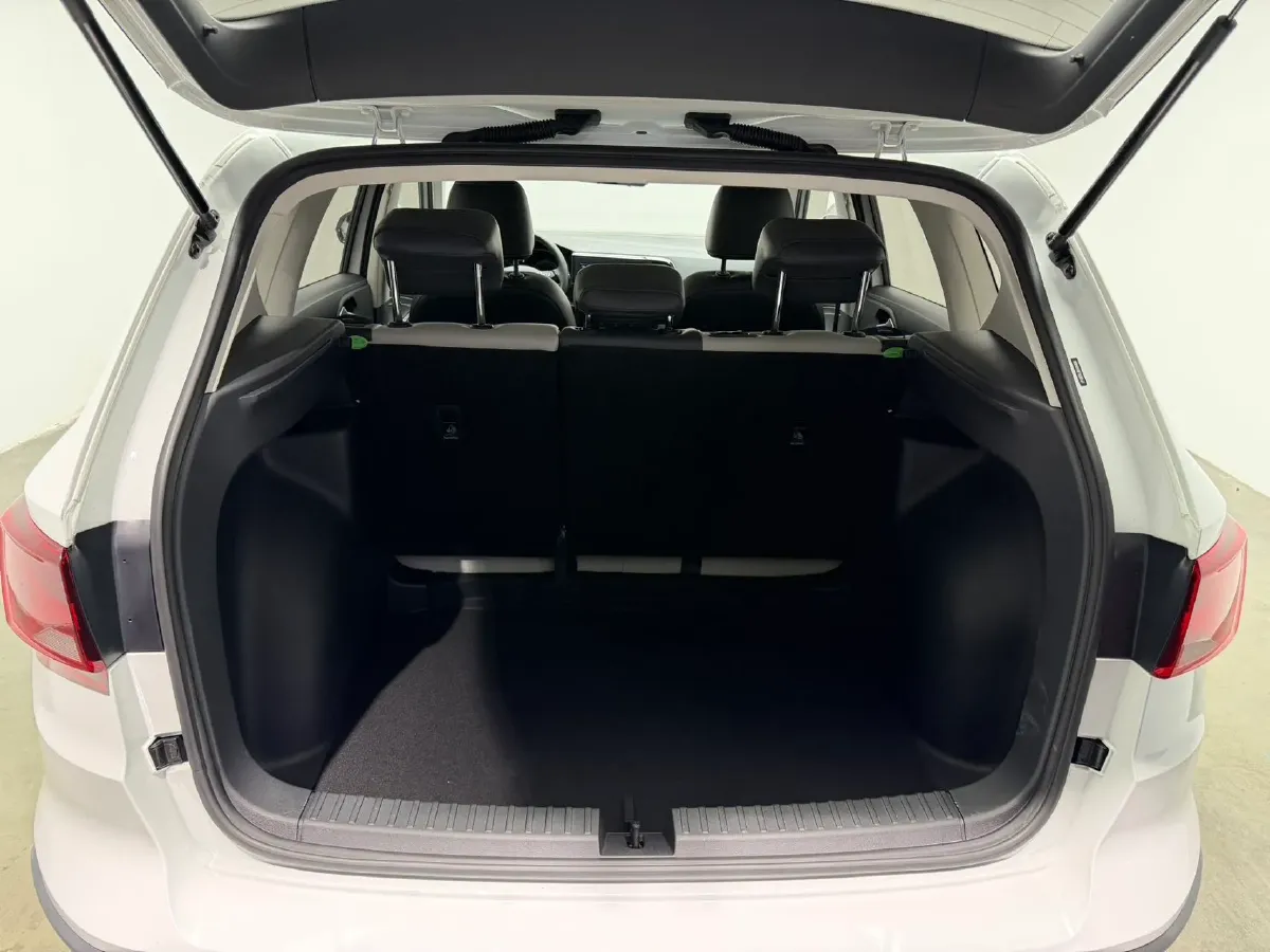 2022 Jetta VS5 1.4T 150HP L4 6AT,autocango,china used car exporter,china ev exporter,chinese used car exporter,chinese used ev exporter