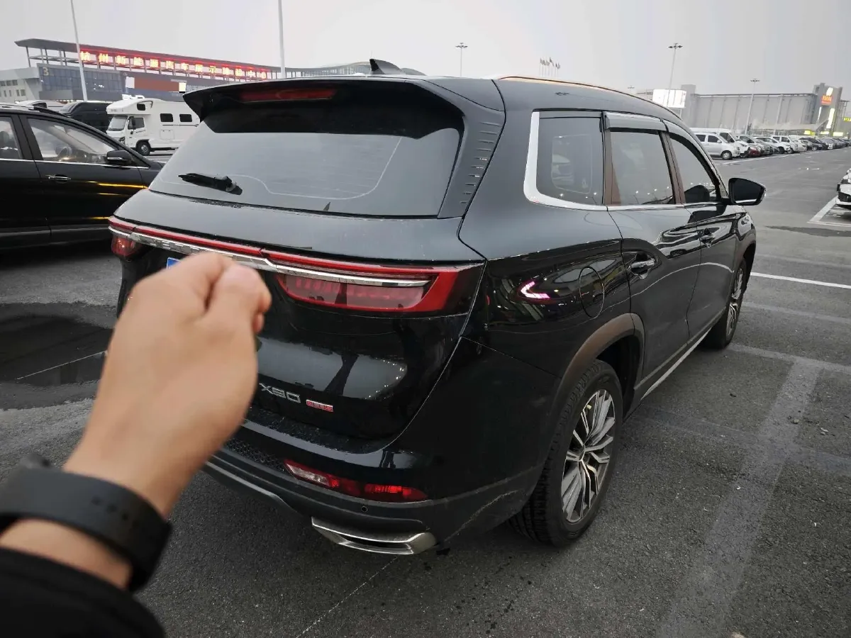 2024 Jetour X90 Plus 1.6T 197HP L4 7DCT,autocango,china used car exporter,china ev exporter,chinese used car exporter,chinese used ev exporter