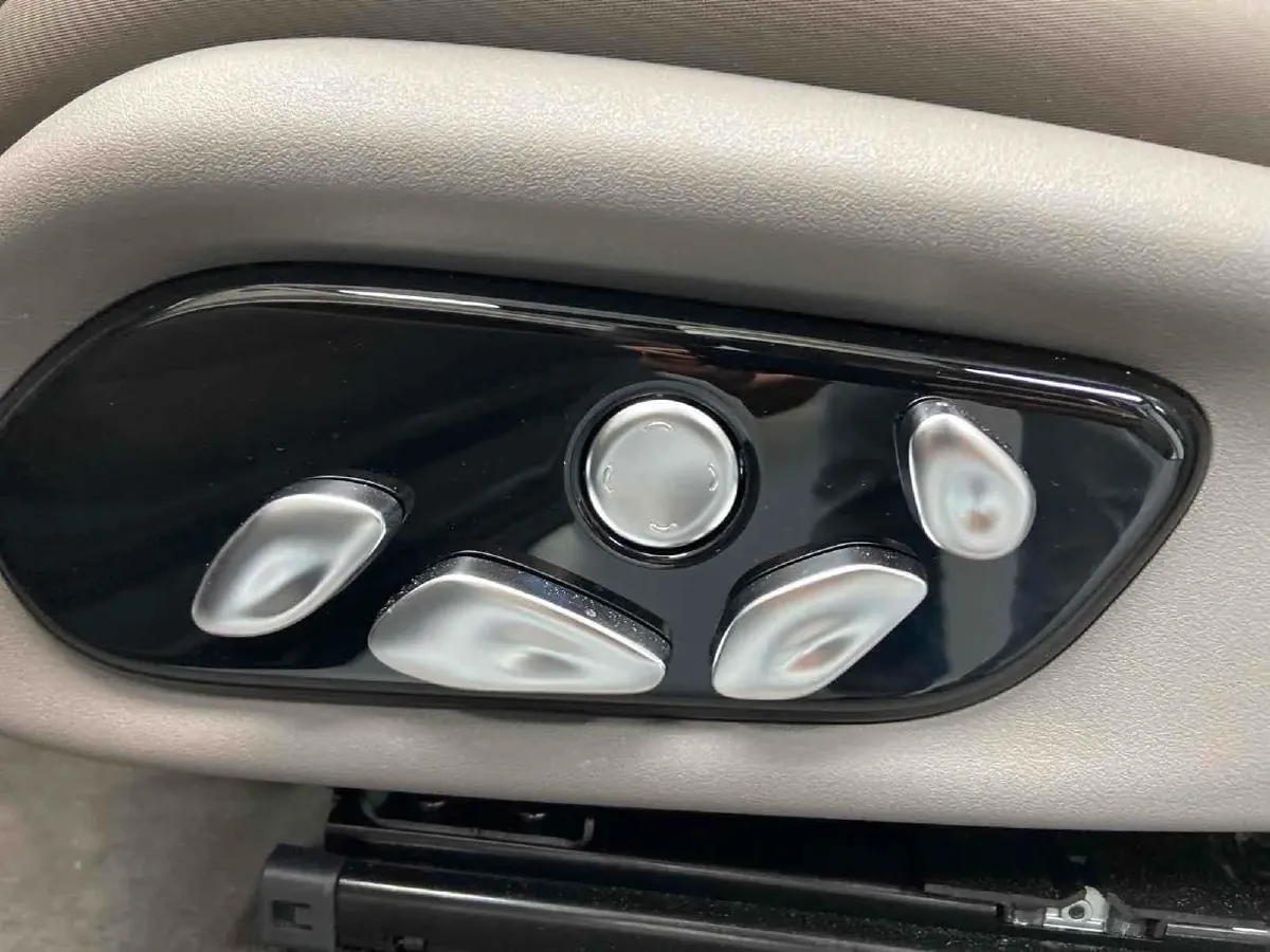 2024 IM LS7 BEV 90KWH,autocango,china used car exporter,china ev exporter,chinese used car exporter,chinese used ev exporter