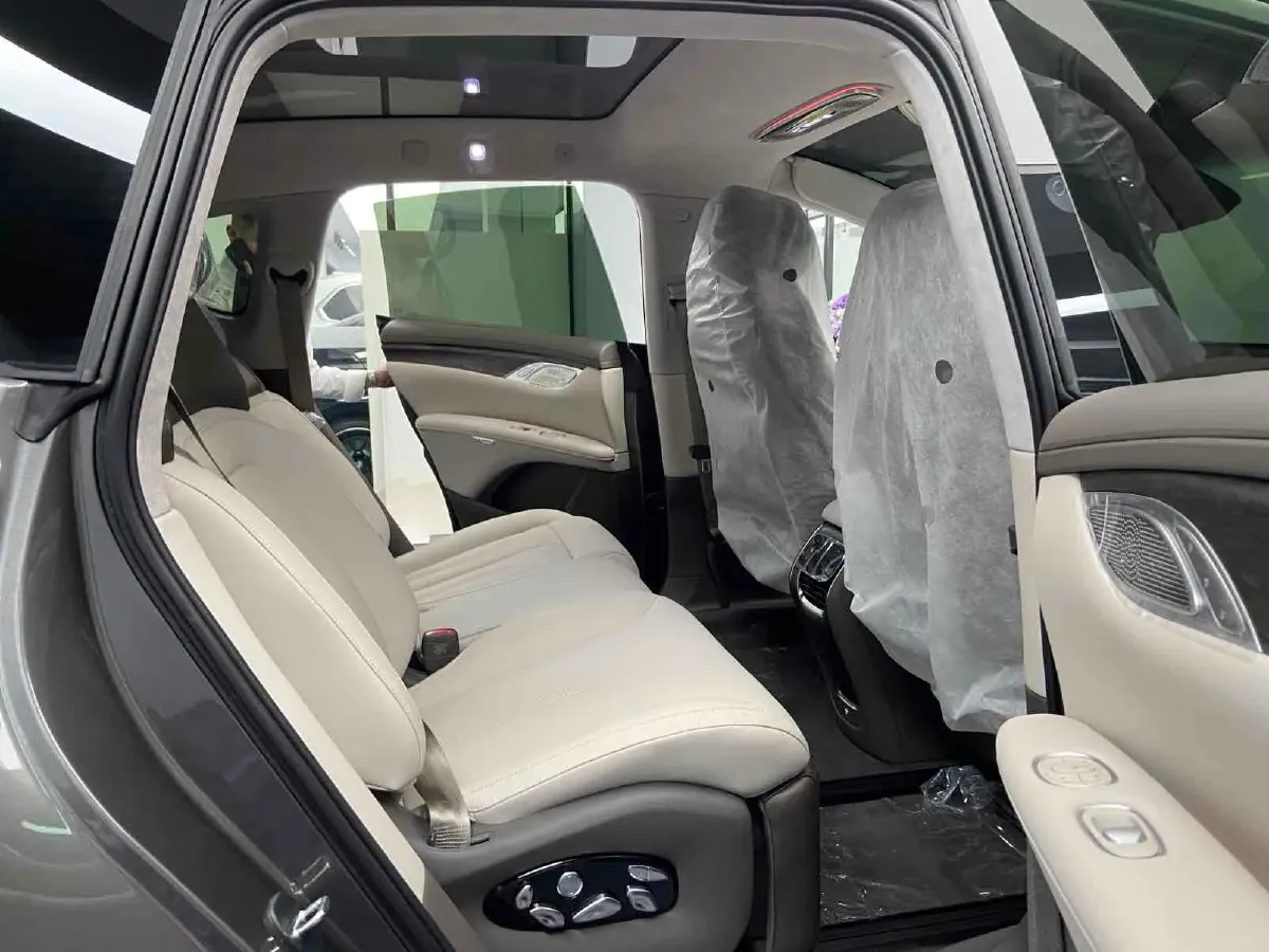 2024 IM LS7 BEV 90KWH,autocango,china used car exporter,china ev exporter,chinese used car exporter,chinese used ev exporter