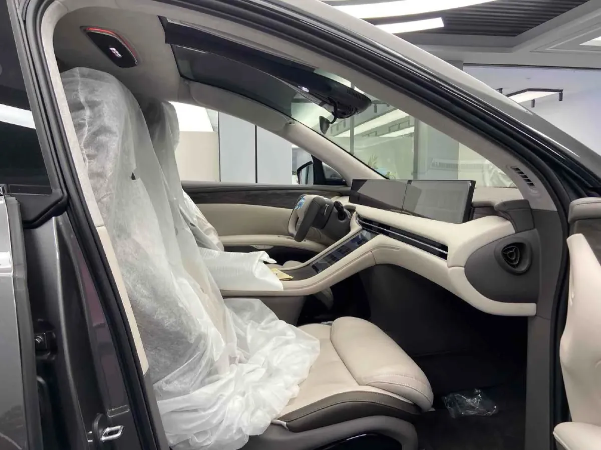 2024 IM LS7 BEV 90KWH,autocango,china used car exporter,china ev exporter,chinese used car exporter,chinese used ev exporter