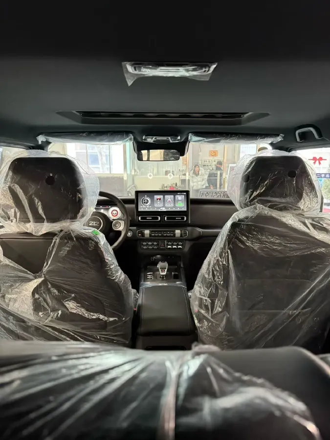 2025 212 212 T01 2.0T 252HP L4 8AT,autocango,china used car exporter,china ev exporter,chinese used car exporter,chinese used ev exporter