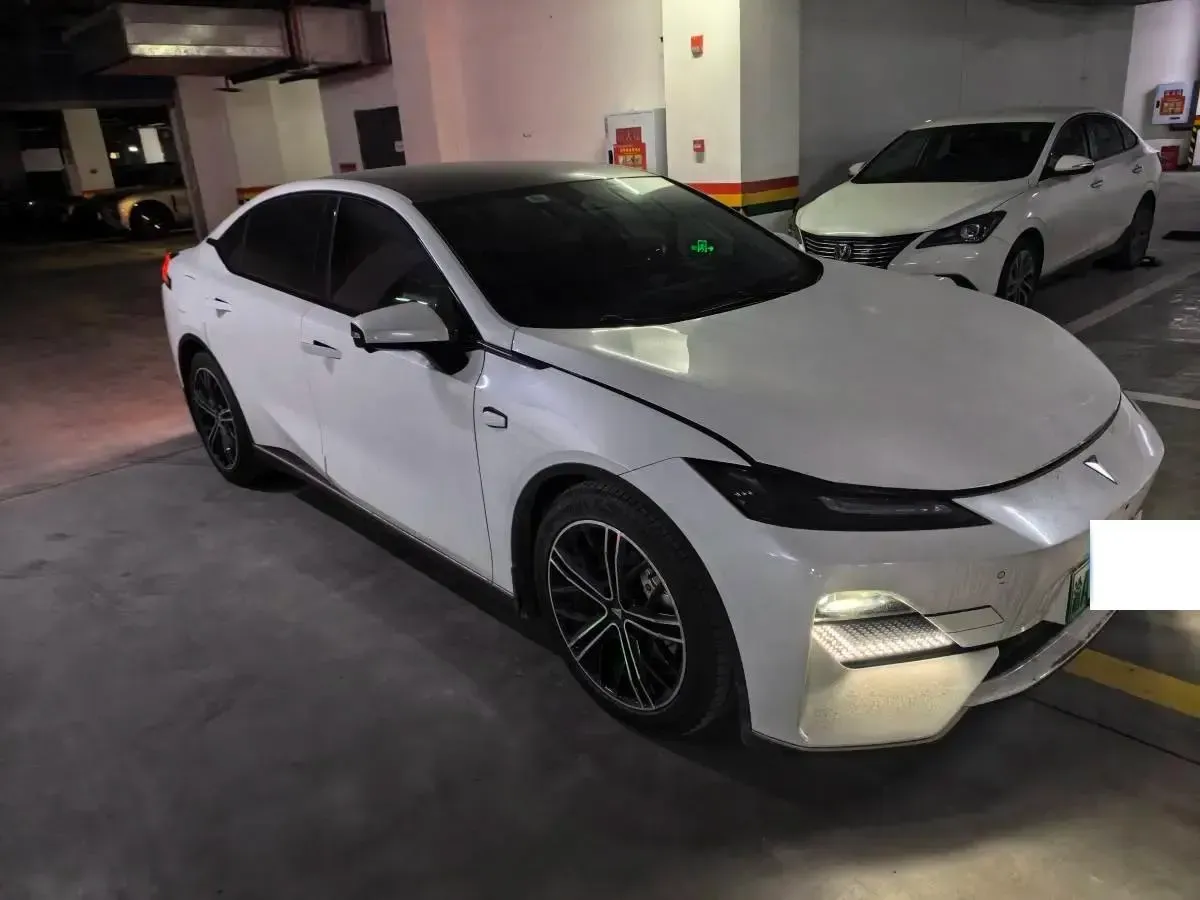 2022 DongFeng Forthing LingZhi EV BEV 68.4KWH,autocango,china used car exporter,china ev exporter,chinese used car exporter,chinese used ev exporter