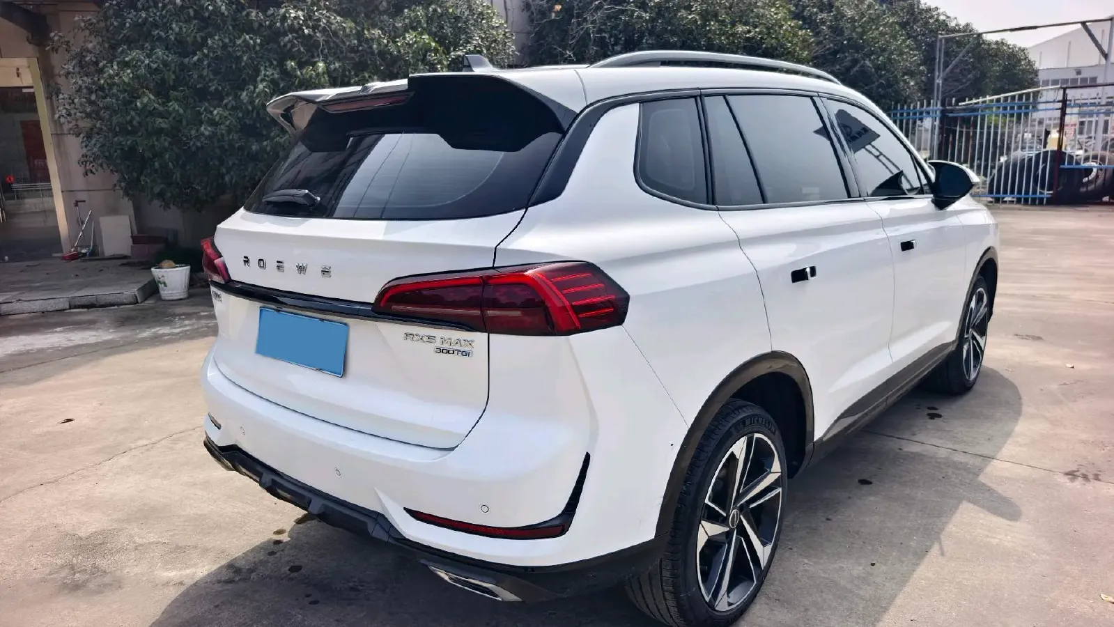 2022 Roewe RX5 MAX 1.5T 181HP L4 6AT,autocango,china used car exporter,china ev exporter,chinese used car exporter,chinese used ev exporter