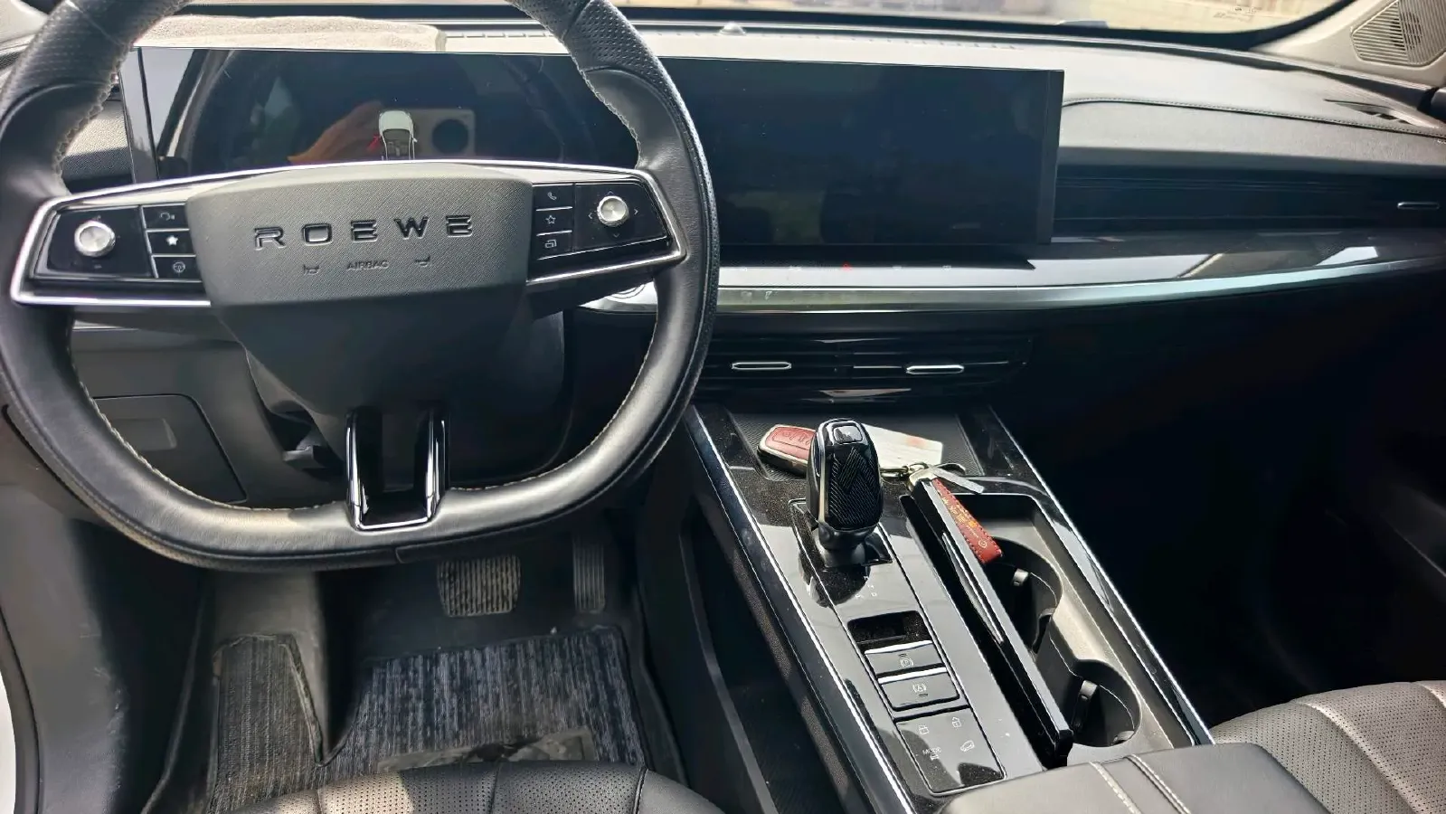 2022 Roewe RX5 MAX 1.5T 181HP L4 6AT,autocango,china used car exporter,china ev exporter,chinese used car exporter,chinese used ev exporter