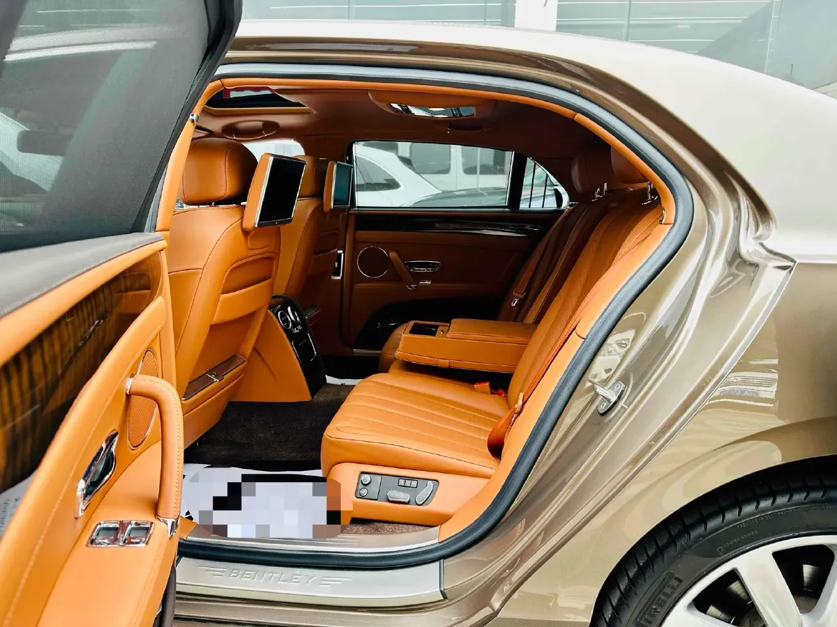 2017 Bentley Flying Spur 4.0T 507HP V8 8AT,autocango,china used car exporter,china ev exporter,chinese used car exporter,chinese used ev exporter