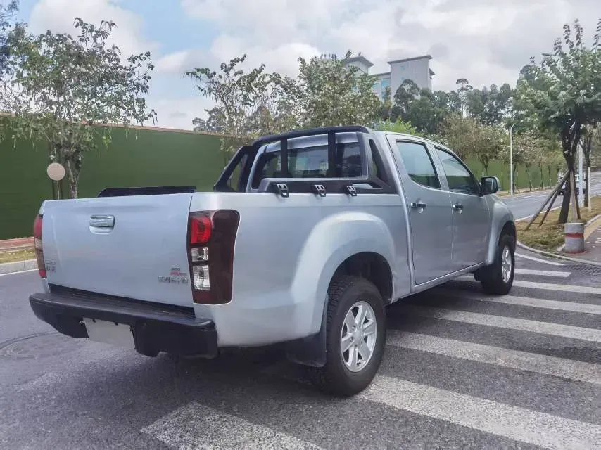 2020 Isuzu LingTuo 2.5T 150HP L4 6MT,autocango,china used car exporter,china ev exporter,chinese used car exporter,chinese used ev exporter