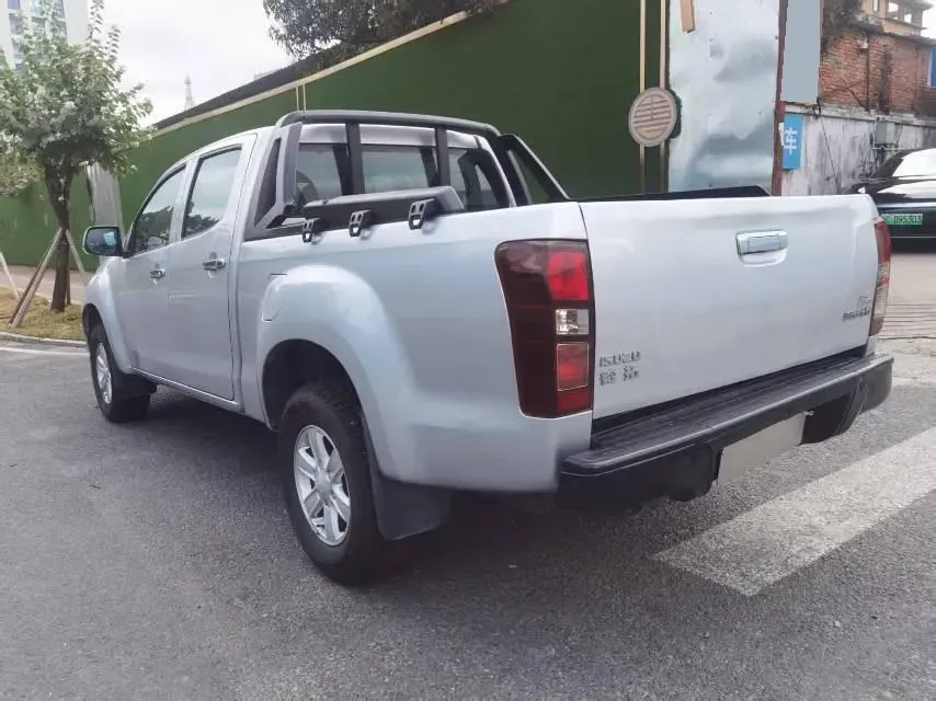 2020 Isuzu LingTuo 2.5T 150HP L4 6MT,autocango,china used car exporter,china ev exporter,chinese used car exporter,chinese used ev exporter