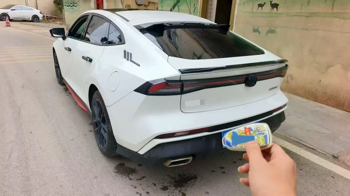 2024 ChangAn UNI-V 1.5T 188HP L4 7DCT,autocango,china used car exporter,china ev exporter,chinese used car exporter,chinese used ev exporter