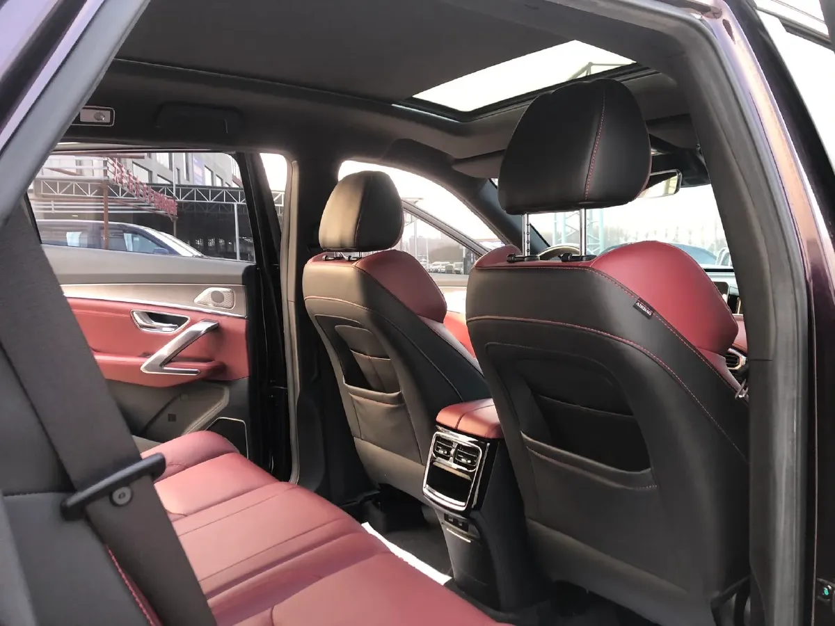 2021 Jetour X70 Plus 1.6T 197HP L4 7DCT,autocango,china used car exporter,china ev exporter,chinese used car exporter,chinese used ev exporter