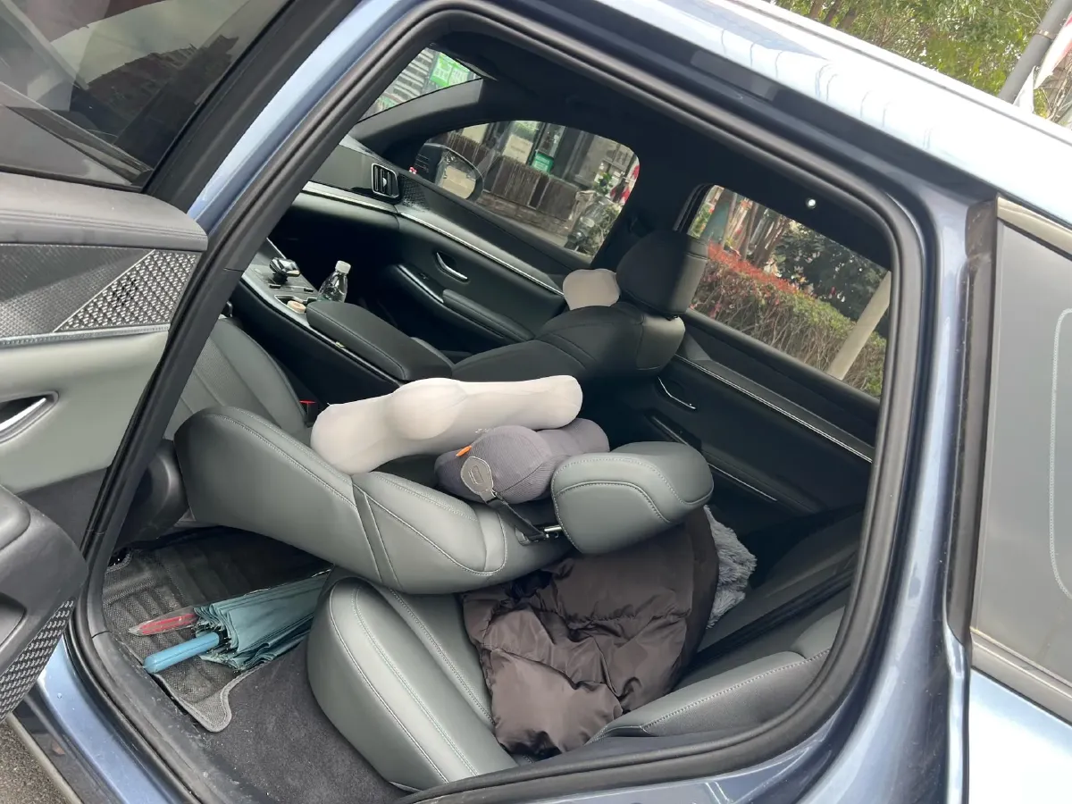 2025 BYD Song Pro 1.5L 101HP L4 E-CVT PHEV 12.9KWH,autocango,china used car exporter,china ev exporter,chinese used car exporter,chinese used ev exporter