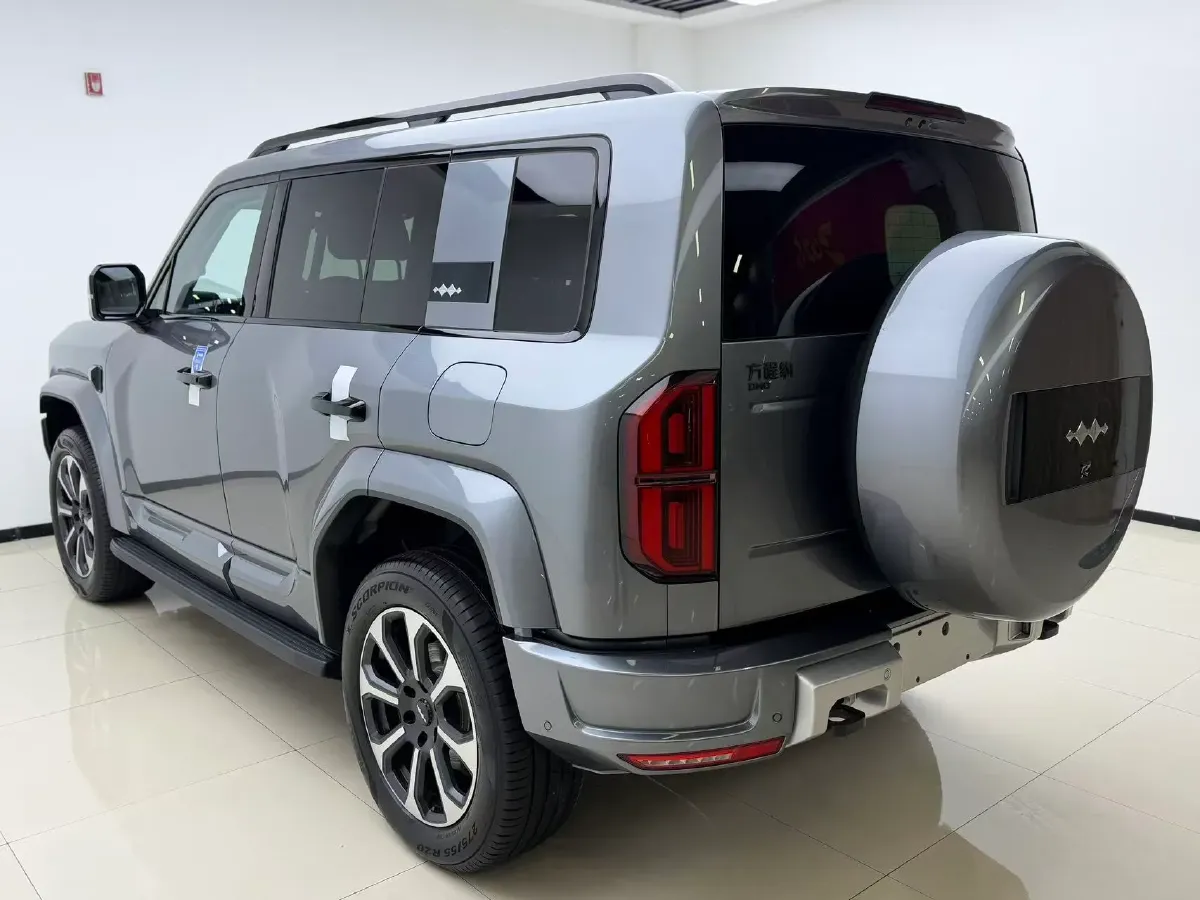 2025 FangChengBao Bao 5 1.5T 194HP L4 E-CVT PHEV 31.8KWH,autocango,china used car exporter,china ev exporter,chinese used car exporter,chinese used ev exporter