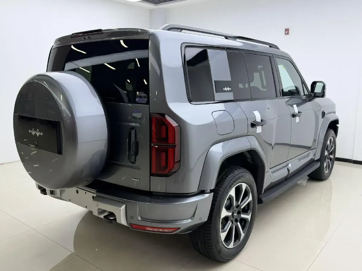 2025 FangChengBao Bao 5 1.5T 194HP L4 E-CVT PHEV 31.8KWH,autocango,china used car exporter,china ev exporter,chinese used car exporter,chinese used ev exporter