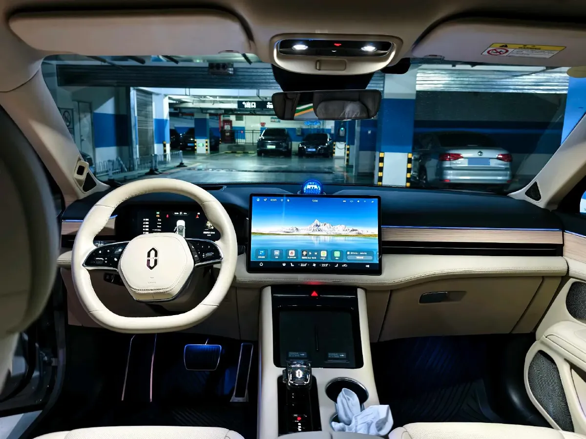 2024 HIMA AITO M5 1.5T 152HP L4 REEV 42KWH,autocango,china used car exporter,china ev exporter,chinese used car exporter,chinese used ev exporter