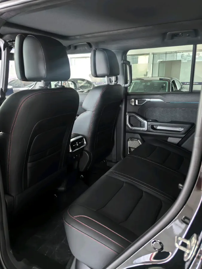 2024 Jetour ShanHai TravellerC-DM 1.5T 156HP L4 3DHT PHEV 43.24KWH,autocango,china used car exporter,china ev exporter,chinese used car exporter,chinese used ev exporter