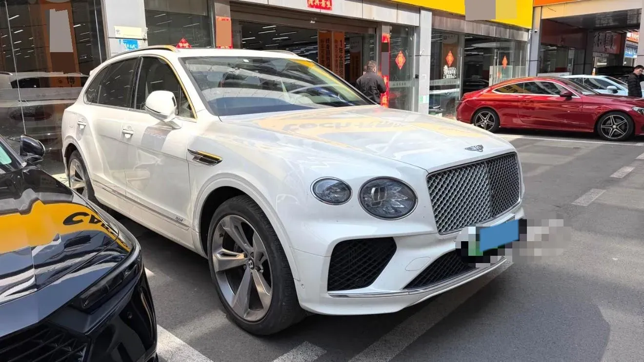 2021 Bentley Bentayga 3.0T 340HP V6 8AT PHEV 17.3KWH,autocango,china used car exporter,china ev exporter,chinese used car exporter,chinese used ev exporter