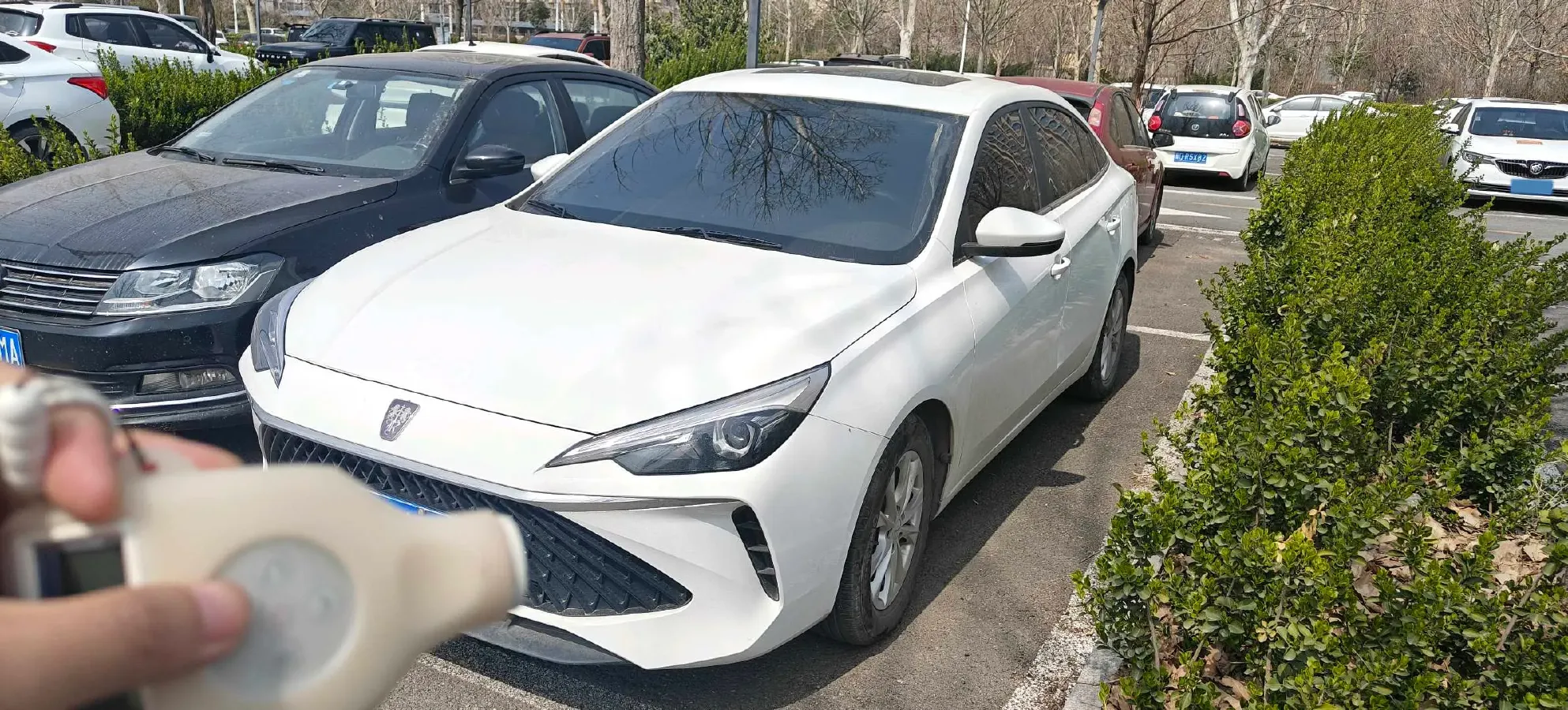 2023 Roewe i5 1.5L 129HP L4 CVT,autocango,china used car exporter,china ev exporter,chinese used car exporter,chinese used ev exporter