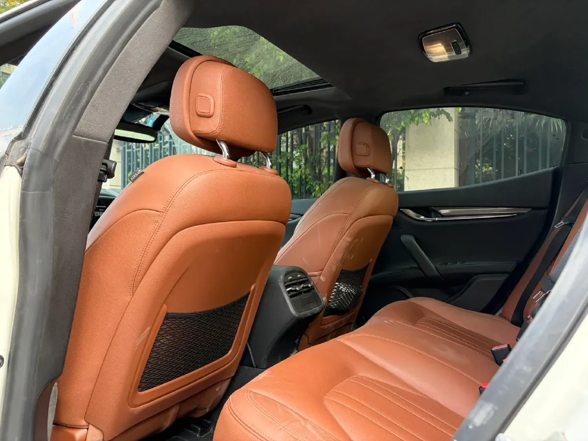 2022 Audi Q7 2.0T 245HP L4 8AT,autocango,china used car exporter,china ev exporter,chinese used car exporter,chinese used ev exporter