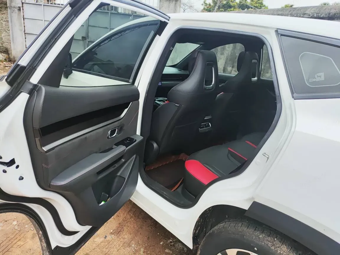 2023 Jetour DASHING i-DM 1.5T 156HP L4 3DHT PHEV 19.27KWH,autocango,china used car exporter,china ev exporter,chinese used car exporter,chinese used ev exporter