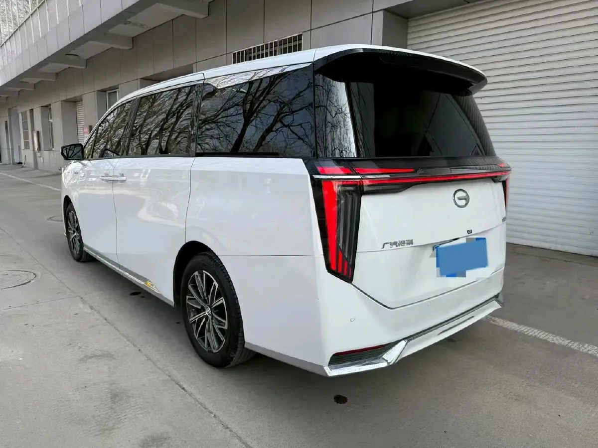 2024 GAC Trumpchi M8 2.0T 252HP L4 8AT,autocango,china used car exporter,china ev exporter,chinese used car exporter,chinese used ev exporter