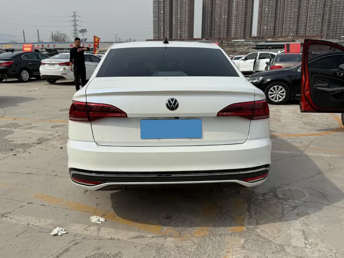 2023 Volkswagen Bora 1.5T 160HP L4 7DCT,autocango,china used car exporter,china ev exporter,chinese used car exporter,chinese used ev exporter
