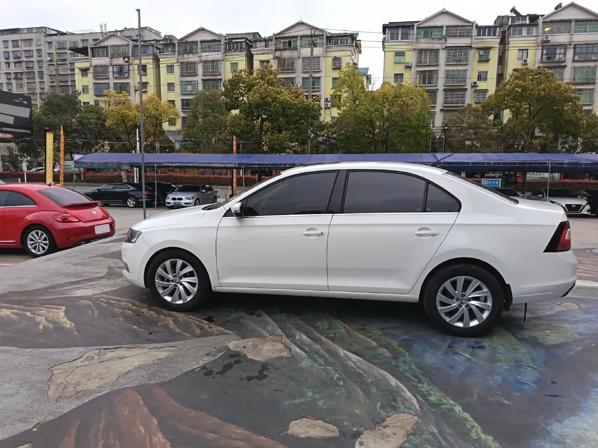 2019 SWM G01 1.5T 156HP L4 6AT,autocango,china used car exporter,china ev exporter,chinese used car exporter,chinese used ev exporter