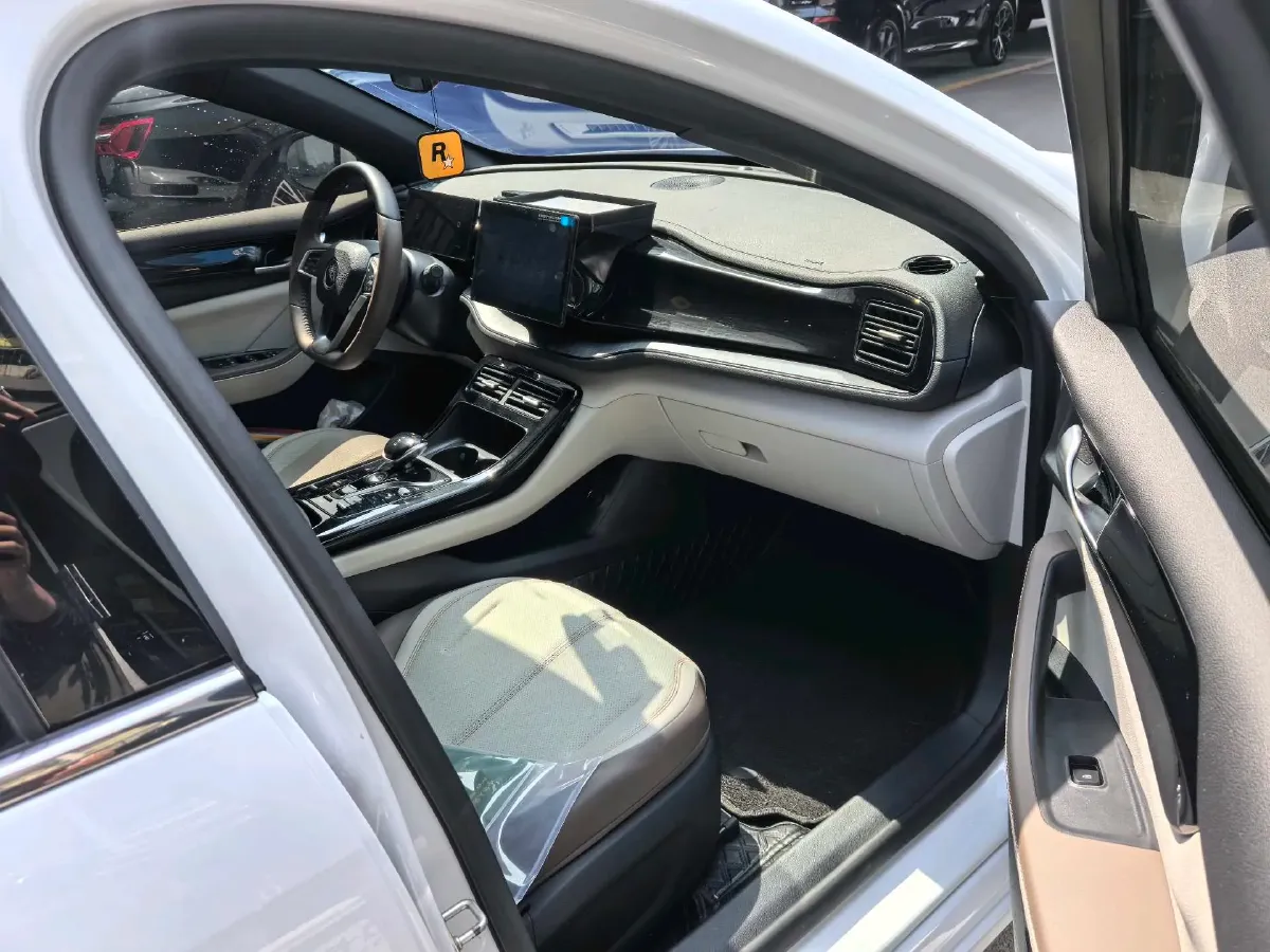 2024 BYD Qin Plus 1.5L 110HP L4 E-CVT PHEV 8.32KWH,autocango,china used car exporter,china ev exporter,chinese used car exporter,chinese used ev exporter