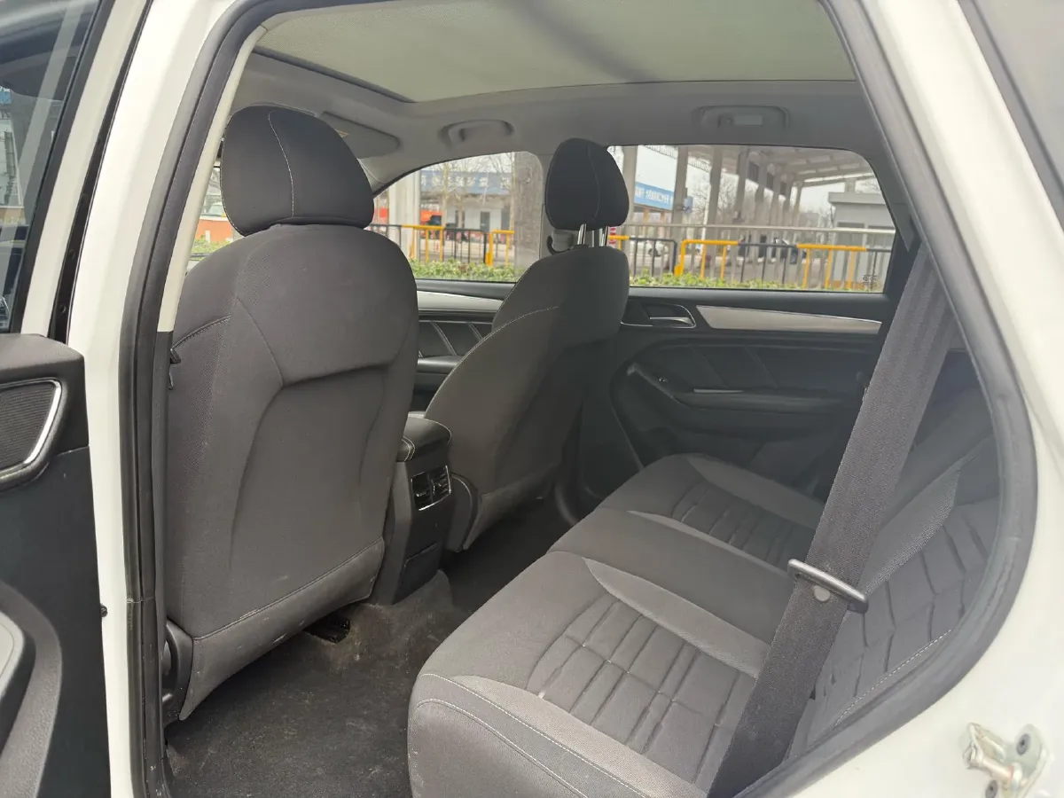 2020 MG MG6 1.5T 169HP L4 6MT,autocango,china used car exporter,china ev exporter,chinese used car exporter,chinese used ev exporter